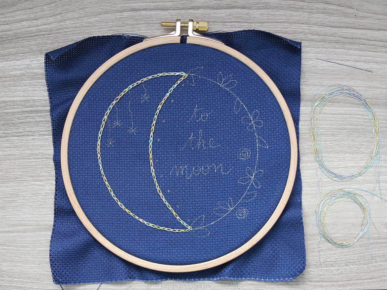 diy broderie lune fleurie point chainette